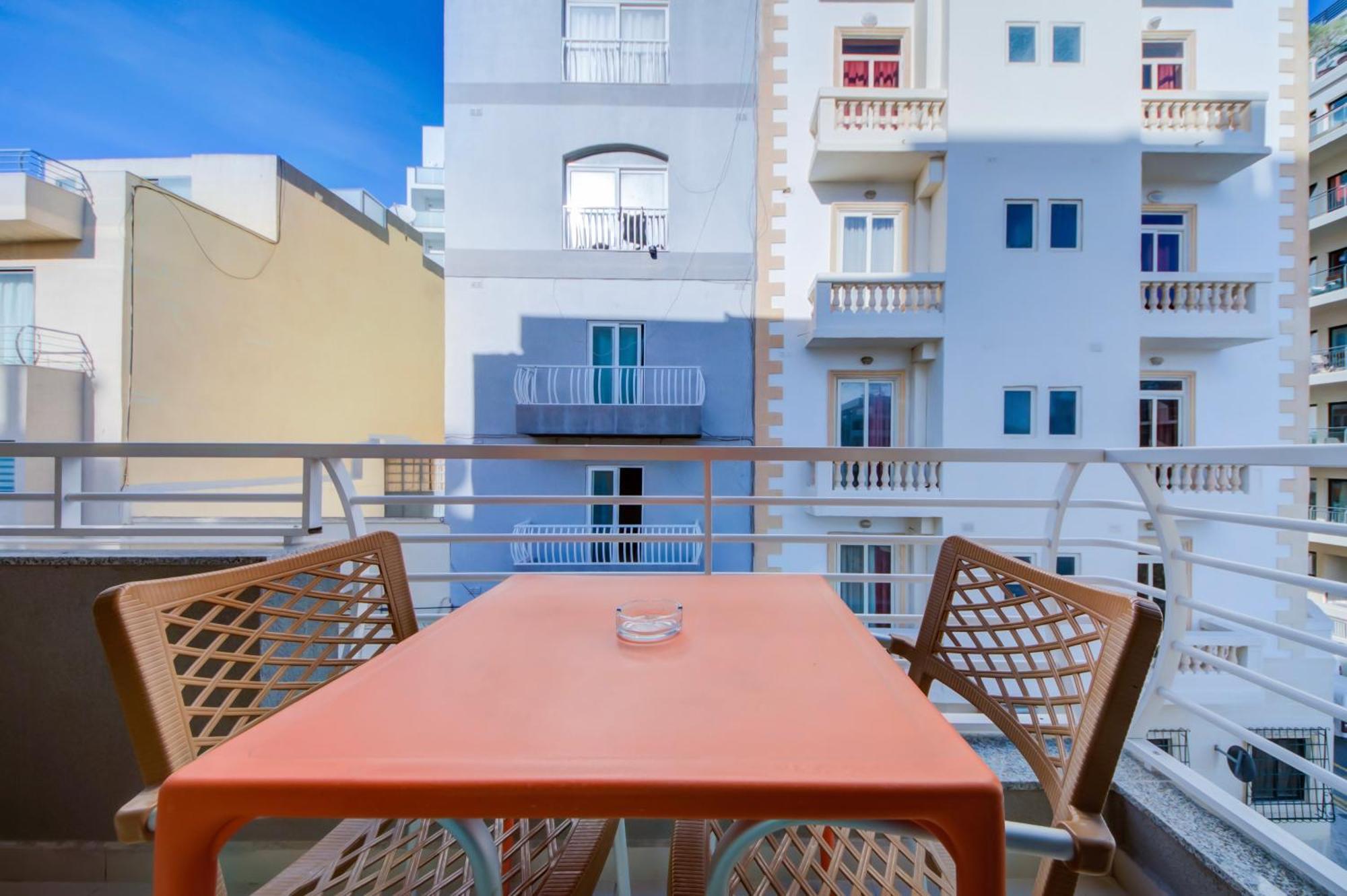 Stylish 2br With Balconies In St Julians, Paceville - 6 By Vaganza Apartment