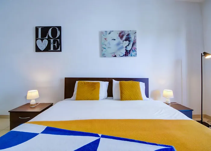 Stylish 2Br Apt With Balconies In St Julians, Paceville - Apt 6 By Vaganza