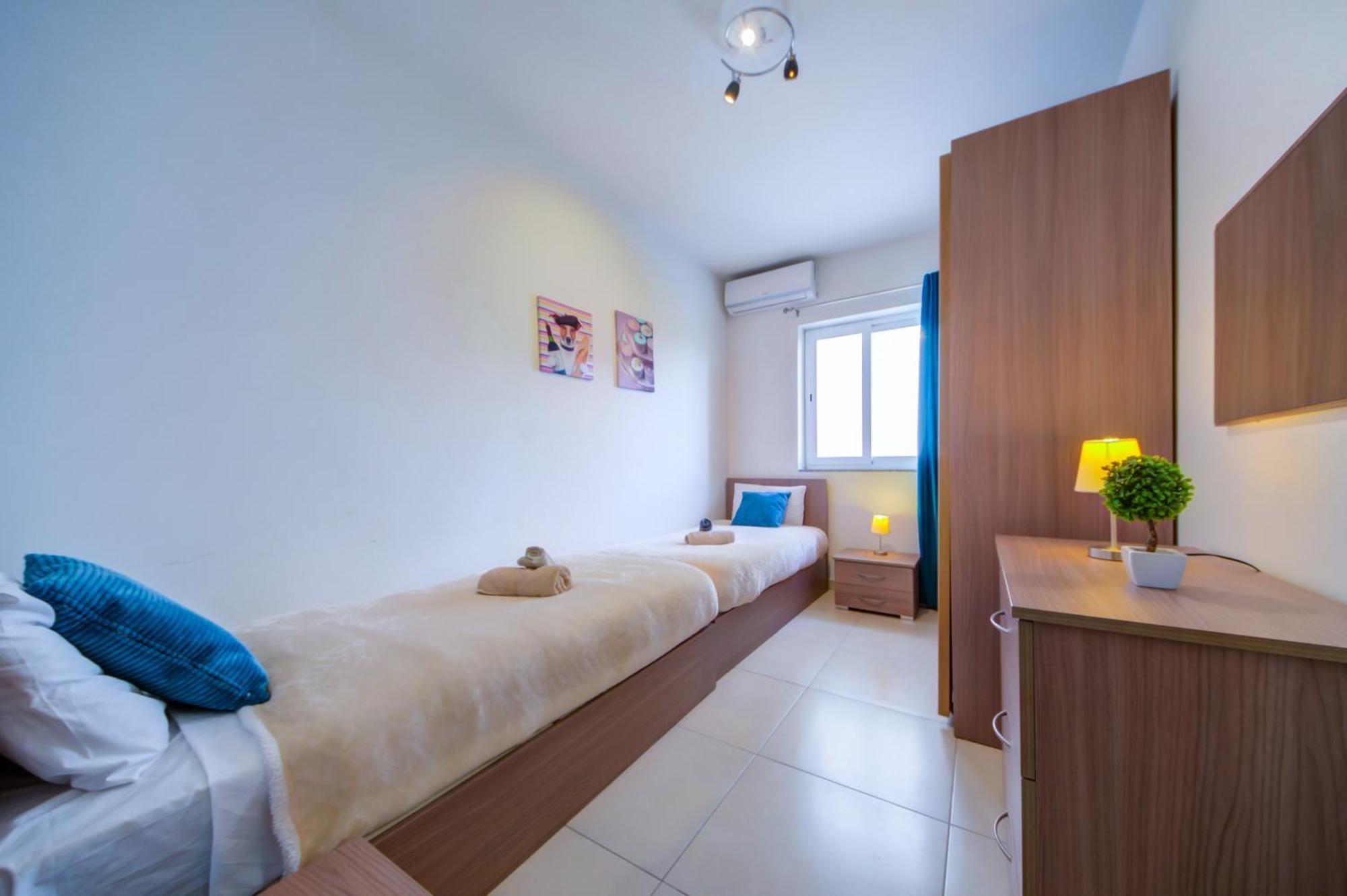 Stylish 2br With Balconies In St Julians, Paceville - 6 By Vaganza *